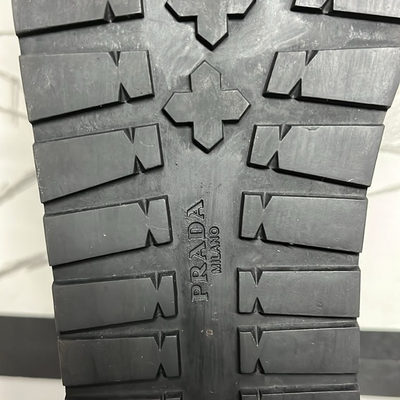 Prada Leather Espadrilles Black Round Toe Women’s Size 7.5 - Picture 15 of 16